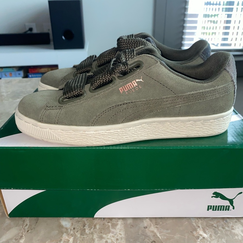 Puma sneakers